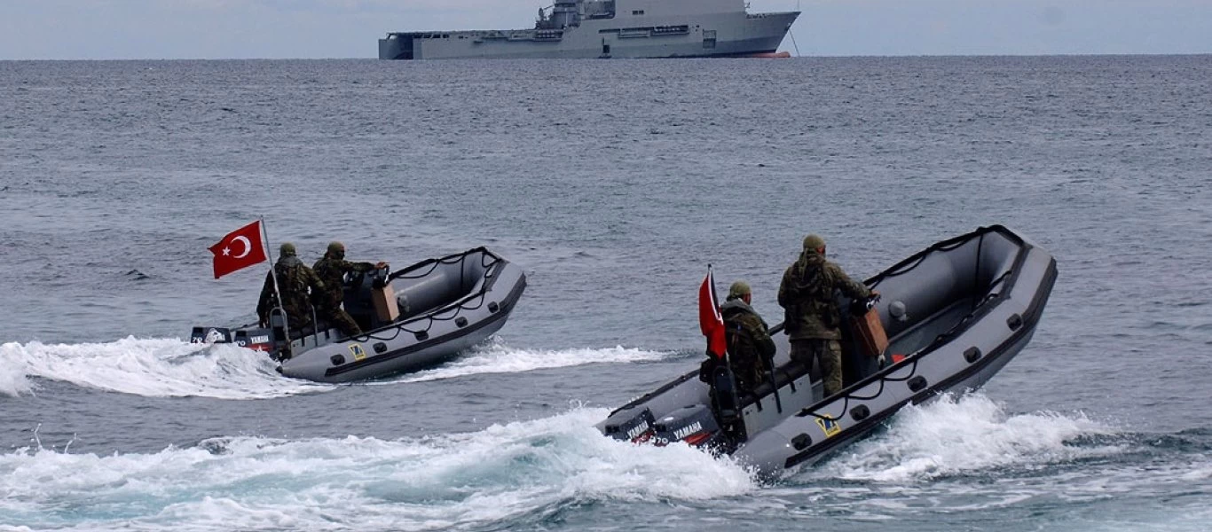 Πολεμικό κλίμα καλλιεργούν τουρκικά ΜΜΕ: Ζητούν «ρεσάλτο» σε ελληνικά πλοία